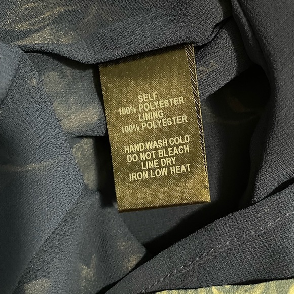 Lulus Elevated energy navy blue floral print convertible romper - Picture 12 of 12